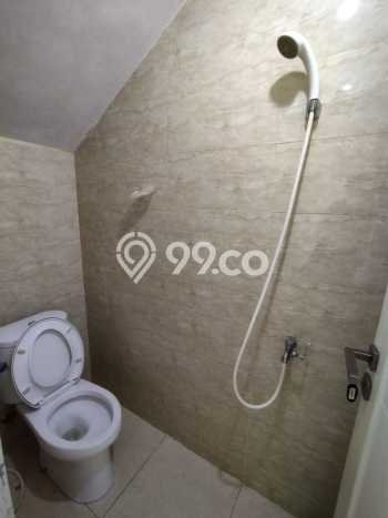 DIJUAL CEPAT! Rumah Siap Huni Area Strategis Cakung, Luas 120m² LB 110m² DIJUAL CEPAT! Rumah Siap Huni Area Strategis Cakung, Luas 120m² LB 110m²