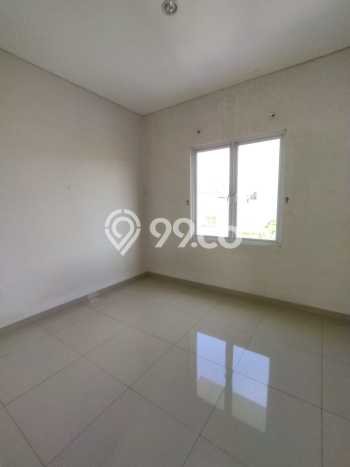 DIJUAL CEPAT! Rumah Siap Huni Area Strategis Cakung, Luas 120m² LB 110m² DIJUAL CEPAT! Rumah Siap Huni Area Strategis Cakung, Luas 120m² LB 110m²
