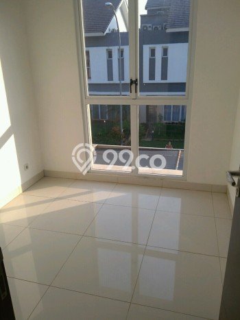 Rumah Strategis kawasan Cakung, 4 KT, Area Nyaman, LT 140m² LB 115m² Rumah Strategis kawasan Cakung, 4 KT, Area Nyaman, LT 140m² LB 115m²