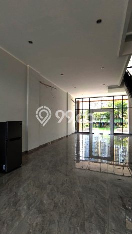 Dijual Ruko Kawasan Summarecon Bekasi, Luas 189m², Area Berkembang, Jalan Utama Dijual Ruko Kawasan Summarecon Bekasi, Luas 189m², Area Berkembang, Jalan Utama