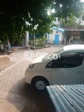 Hunian Mewah LB 1875m2 Siap Pakai Desain Elegan di Tunjungan, Surabaya Hunian Mewah LB 1875m2 Siap Pakai Desain Elegan di Tunjungan, Surabaya