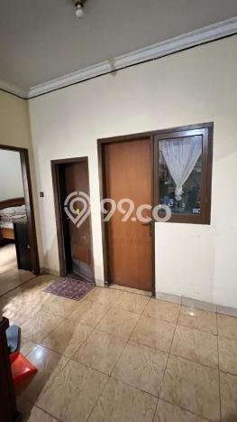 Rumah Luxury Modern Tanpa Renovasi di Rawamangun Jakarta Timur Rumah Luxury Modern Tanpa Renovasi di Rawamangun Jakarta Timur