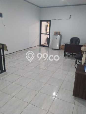Ruko Dijual di Jakarta Barat LT 82m2 & LB 247m2 Lokasi Terbaik! Ruko Dijual di Jakarta Barat LT 82m2 & LB 247m2 Lokasi Terbaik!