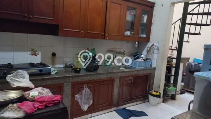 Dijual Rumah Luas Elegan Dengan View Eksklusif di Depok II, Depok Dijual Rumah Luas Elegan Dengan View Eksklusif di Depok II, Depok