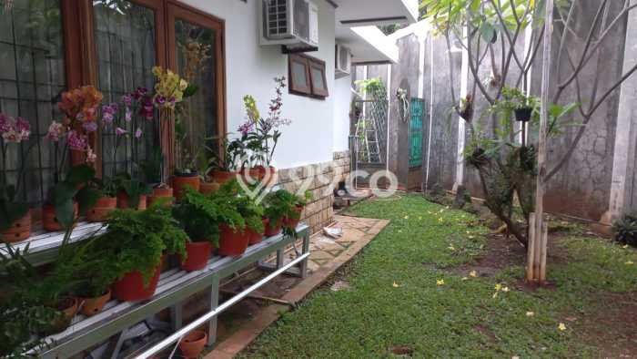 Dijual Rumah Luas Elegan Dengan View Eksklusif di Depok II, Depok Dijual Rumah Luas Elegan Dengan View Eksklusif di Depok II, Depok