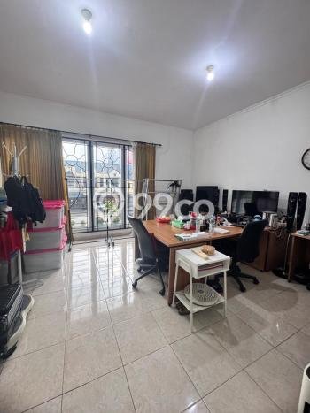 Ruko Dijual di Prime Area Jakarta Barat Luas 100m2 Ruko Dijual di Prime Area Jakarta Barat Luas 100m2