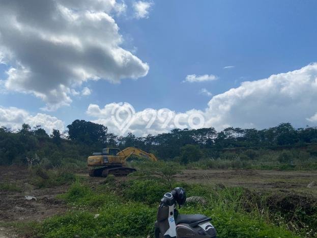 Lahan Kosong Dijual di Ngaliyan, Semarang, Luas 1000m2 Area Strategis Lahan Kosong Dijual di Ngaliyan, Semarang, Luas 1000m2 Area Strategis