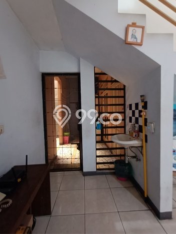 Sewa Rumah Murah di Bintaro Tangerang Selatan dengan 4 Kamar Tidur Sewa Rumah Murah di Bintaro Tangerang Selatan dengan 4 Kamar Tidur