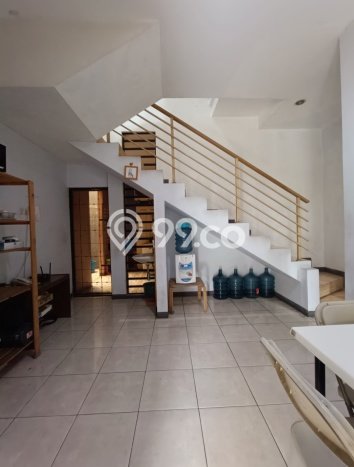 Sewa Rumah Murah di Bintaro Tangerang Selatan dengan 4 Kamar Tidur Sewa Rumah Murah di Bintaro Tangerang Selatan dengan 4 Kamar Tidur