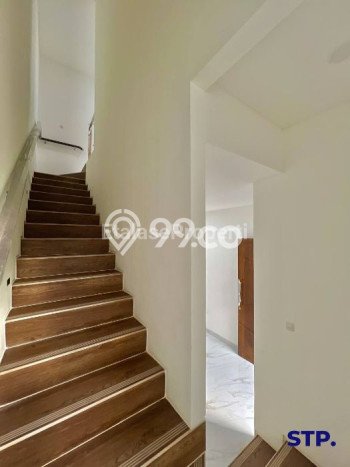Hunian Cantik Minimalis Lb 124m2 di Mulyorejo, Surabaya Hunian Cantik Minimalis Lb 124m2 di Mulyorejo, Surabaya