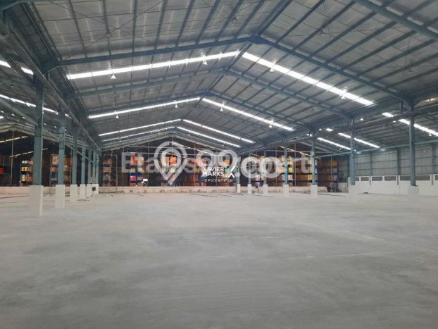 Disewakan Gudang komersial di Porong luas bangunan 2650m2 Disewakan Gudang komersial di Porong luas bangunan 2650m2