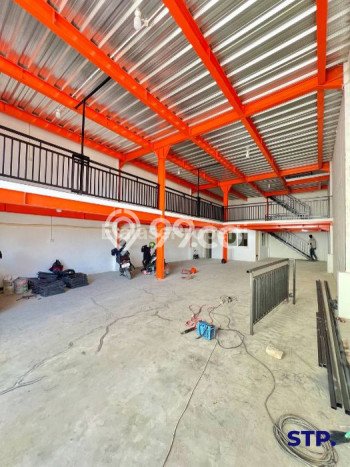 Area Strategis! Disewakan Gudang Lokasi Mulyorejo, Surabaya Cocok untuk Bisnis Area Strategis! Disewakan Gudang Lokasi Mulyorejo, Surabaya Cocok untuk Bisnis