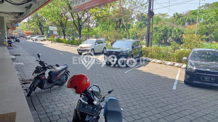 Ruko Dijual Lokasi Stratagis di Sukolilo Surabaya Cocok untuk Investasi Ruko Dijual Lokasi Stratagis di Sukolilo Surabaya Cocok untuk Investasi