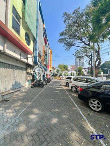 Paling Dicari! Ruko Dijual di Raya A Yani Harga Kompetitif Paling Dicari! Ruko Dijual di Raya A Yani Harga Kompetitif