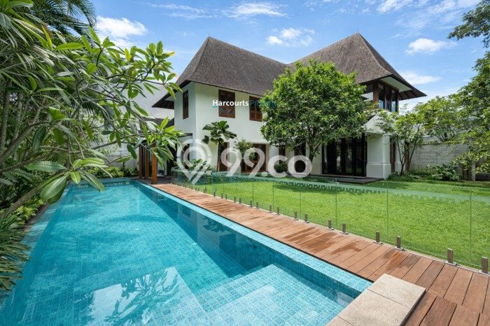 Rumah Kontrakan Eksklusif 4 Kamar di Senopati Dekat Fasilitas Premium Rumah Kontrakan Eksklusif 4 Kamar di Senopati Dekat Fasilitas Premium