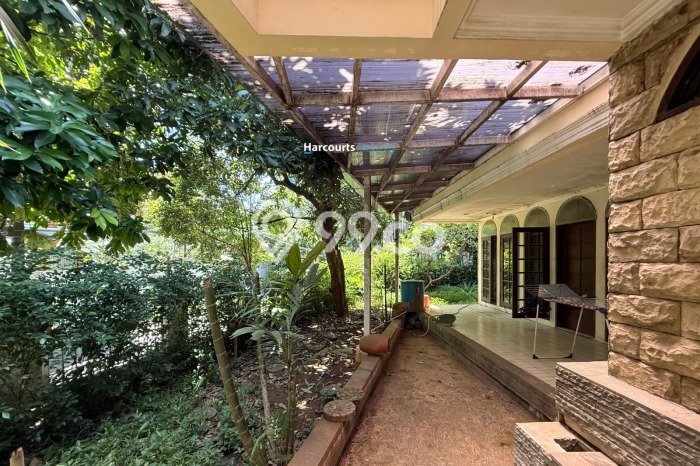 Rumah Mewah LB 365m2 Siap Pakai Desain Elegan di Kuningan, Jakarta Selatan Rumah Mewah LB 365m2 Siap Pakai Desain Elegan di Kuningan, Jakarta Selatan