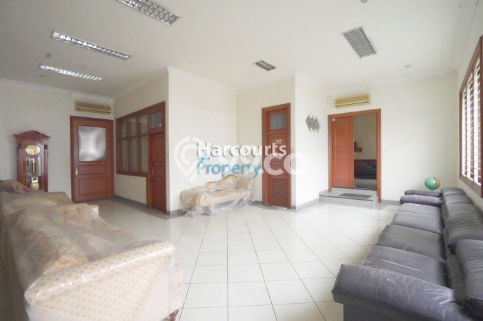 Dijual Rumah Premium dengan Fasilitas Sekitar Lengkap di Menteng, Jakarta Pusat Dijual Rumah Premium dengan Fasilitas Sekitar Lengkap di Menteng, Jakarta Pusat