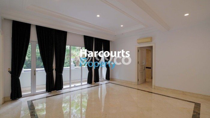 Rumah Prestisius 5 Kamar Disewakan Hanya Rp 3,07 Miliar/ Tahun di Jakarta Selatan Rumah Prestisius 5 Kamar Disewakan Hanya Rp 3,07 Miliar/ Tahun di Jakarta Selatan