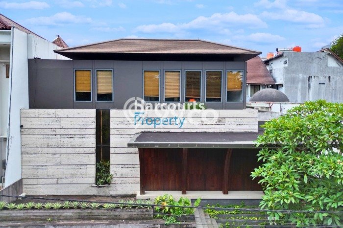 Dijual Hunian Mewah dengan Fasilitas Sekitar Komplit di Kebayoran Baru, Jakarta Selatan Dijual Hunian Mewah dengan Fasilitas Sekitar Komplit di Kebayoran Baru, Jakarta Selatan