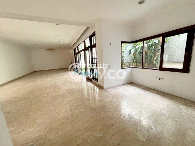 Disewakan! Rumah 4 Kamar Tidur &
4 Kamar Mandi di Permata Hijau, Jakarta Selatan Disewakan! Rumah 4 Kamar Tidur &
4 Kamar Mandi di Permata Hijau, Jakarta Selatan