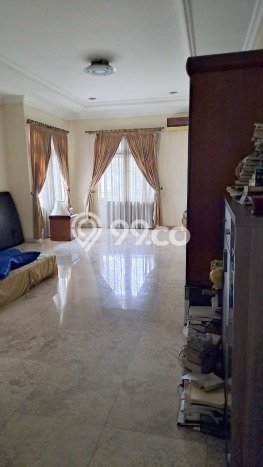 Sewa Rumah Nyaman di Pondok Indah Siap Pakai dan Strategis Sewa Rumah Nyaman di Pondok Indah Siap Pakai dan Strategis