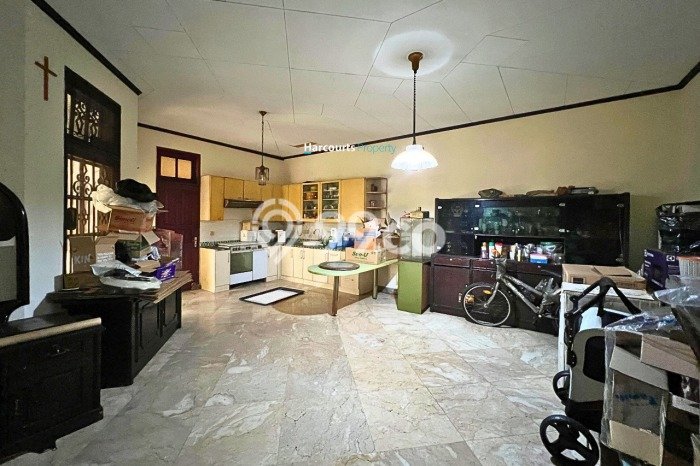Siap Huni Hunian Elit 6 Kamar di Kebayoran Baru Dekat ke Mana Saja Siap Huni Hunian Elit 6 Kamar di Kebayoran Baru Dekat ke Mana Saja