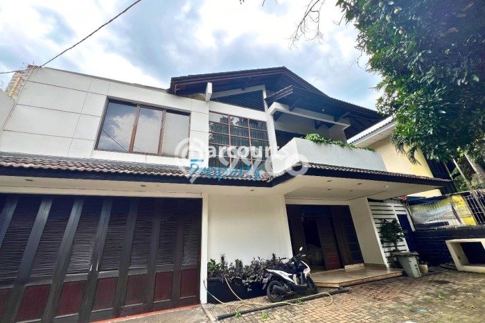 Hunian Elit LB 500m2 Siap Huni Desain Elegan di Gandaria, Jakarta Selatan Hunian Elit LB 500m2 Siap Huni Desain Elegan di Gandaria, Jakarta Selatan