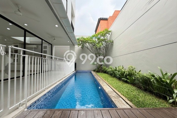 BEST DEAL! Rumah Minimalis Disewakan di Jakarta Selatan BEST DEAL! Rumah Minimalis Disewakan di Jakarta Selatan