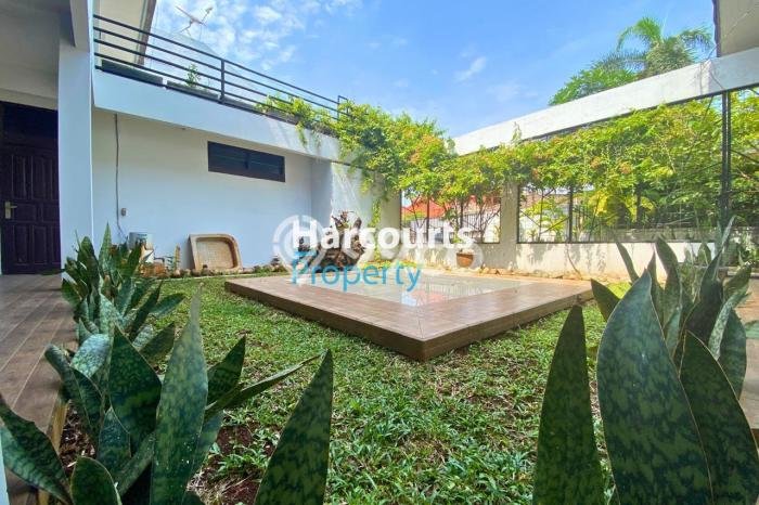 Dijual Rumah Premium dengan Fasilitas Sekitar Komplit di Kebayoran Lama, Jakarta Selatan Dijual Rumah Premium dengan Fasilitas Sekitar Komplit di Kebayoran Lama, Jakarta Selatan