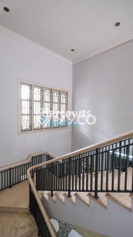 Rumah Eksklusif Siap Huni LT 629m2 di Menteng, Jakarta Pusat Rumah Eksklusif Siap Huni LT 629m2 di Menteng, Jakarta Pusat