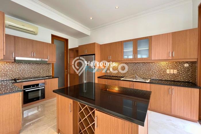Hunian Elit LB 430m2 Siap Huni Desain Elegan di Cipete, Jakarta Selatan Hunian Elit LB 430m2 Siap Huni Desain Elegan di Cipete, Jakarta Selatan