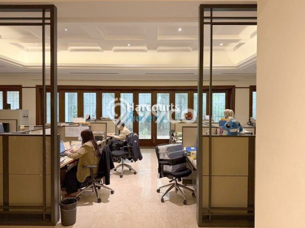 For Sale Rumah Elit Exclusive di Menteng, Jakarta Pusat For Sale Rumah Elit Exclusive di Menteng, Jakarta Pusat