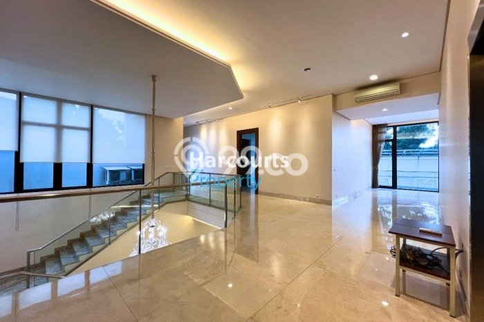 Rumah Luxury Modern Siap Huni di Pondok Indah Jakarta Selatan Rumah Luxury Modern Siap Huni di Pondok Indah Jakarta Selatan