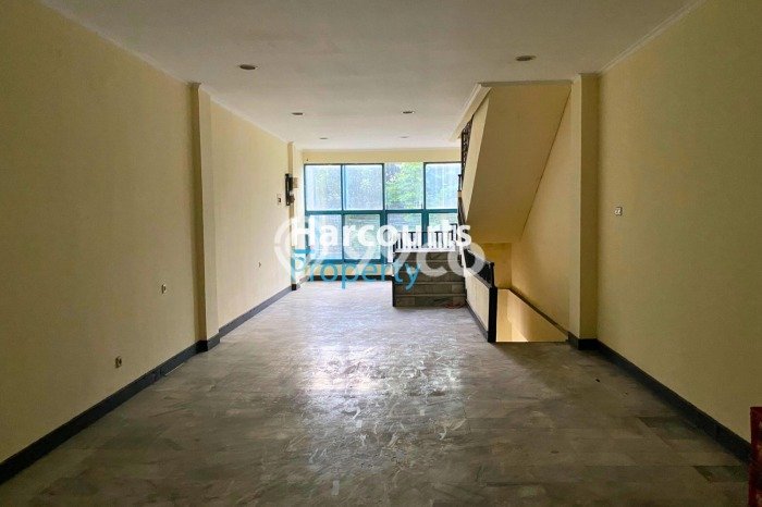 Ruko Kawasan Kebayoran Baru, Luas 300m2m², Kawasan Bisnis, Strategis Ruko Kawasan Kebayoran Baru, Luas 300m2m², Kawasan Bisnis, Strategis