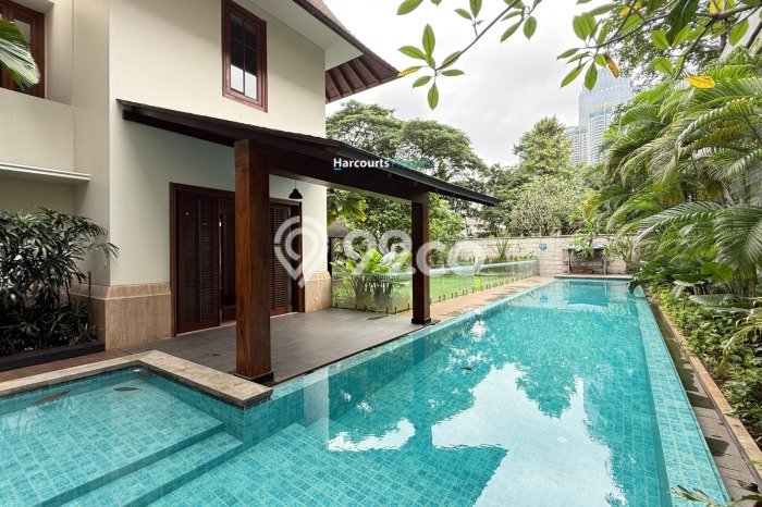 Rumah Kontrakan Eksklusif 4 Kamar di Senopati Dekat Fasilitas Premium Rumah Kontrakan Eksklusif 4 Kamar di Senopati Dekat Fasilitas Premium