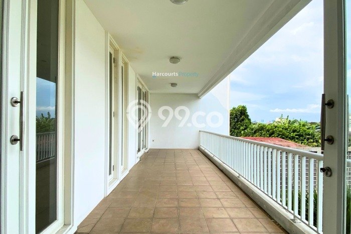 Hunian Modern Disewakan di Cipete Jakarta Selatan 4 KT & 4 KM Hunian Modern Disewakan di Cipete Jakarta Selatan 4 KT & 4 KM