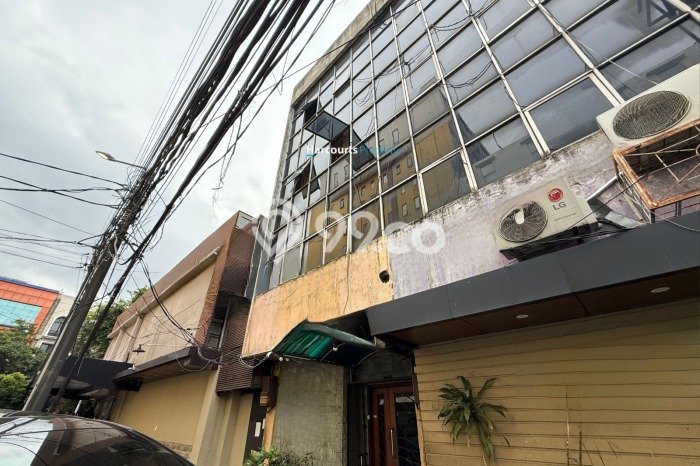 Ruko Bagus LT 110m2 LB 450m2 Dijual di Kebayoran Baru Jakarta Selatan Ruko Bagus LT 110m2 LB 450m2 Dijual di Kebayoran Baru Jakarta Selatan