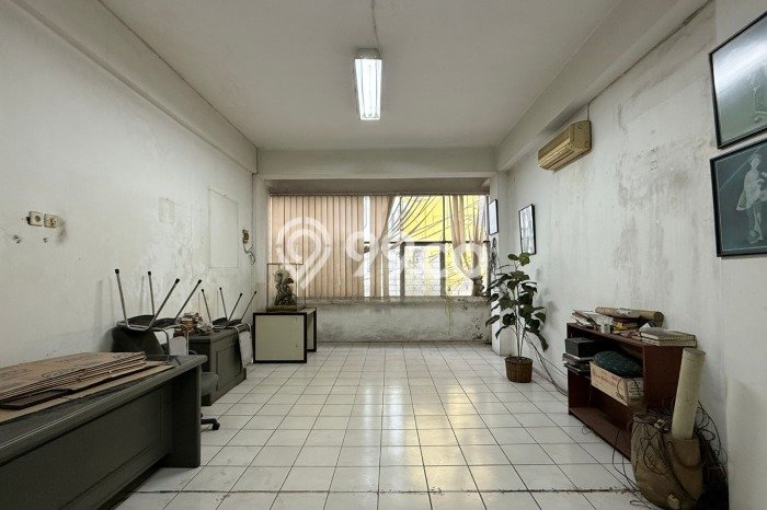 Ruko Bagus LT 110m2 LB 450m2 Dijual di Kebayoran Baru Jakarta Selatan Ruko Bagus LT 110m2 LB 450m2 Dijual di Kebayoran Baru Jakarta Selatan