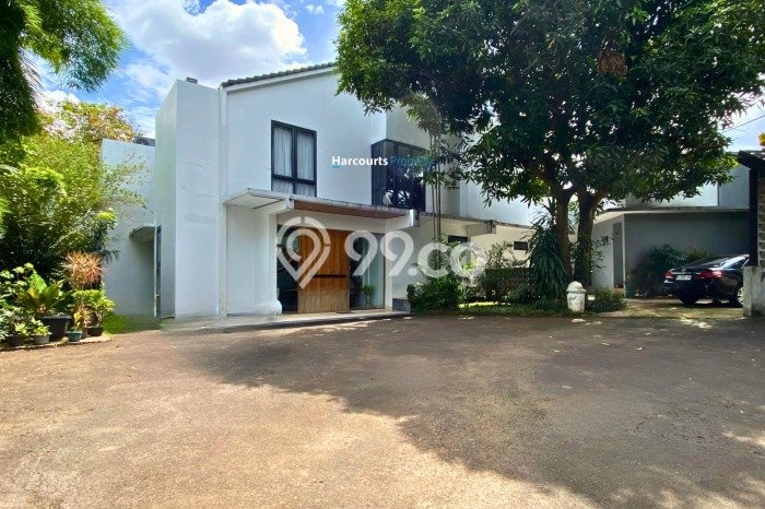 Rumah Luxury Modern Tanpa Renovasi di Bintaro Jakarta Selatan Rumah Luxury Modern Tanpa Renovasi di Bintaro Jakarta Selatan