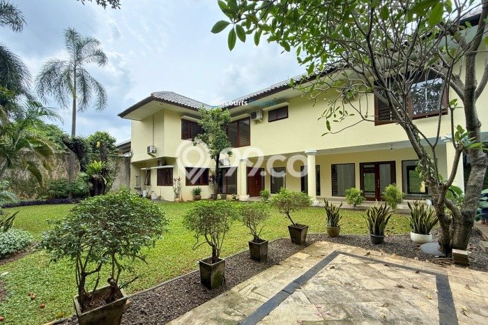 Hunian Modern dengan LT 1200m2 & LB 550m2 Disewakan di Pejaten Hunian Modern dengan LT 1200m2 & LB 550m2 Disewakan di Pejaten