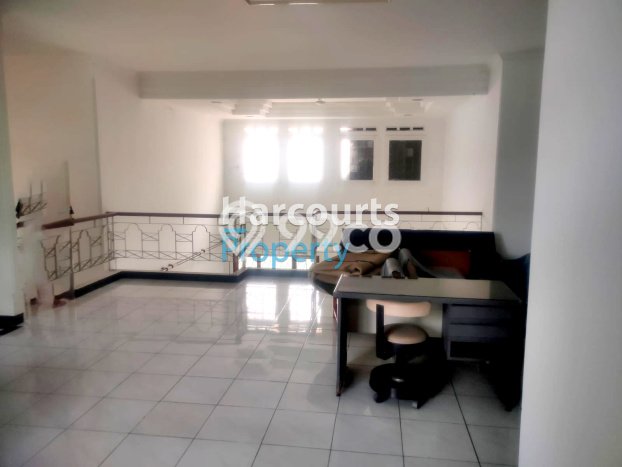 Rumah Elit Modern Tanpa Renovasi di Senayan Jakarta Selatan Rumah Elit Modern Tanpa Renovasi di Senayan Jakarta Selatan
