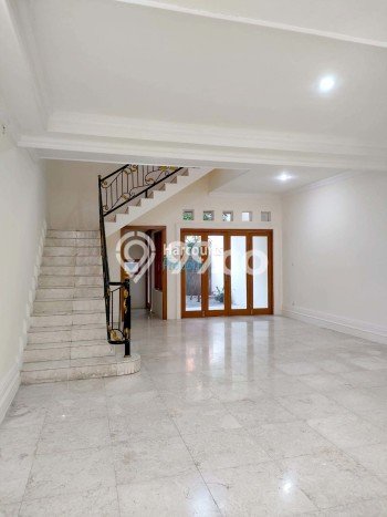 Rumah sewa siap huni 13 KT di Wijaya, Jakarta Selatan Rumah sewa siap huni 13 KT di Wijaya, Jakarta Selatan