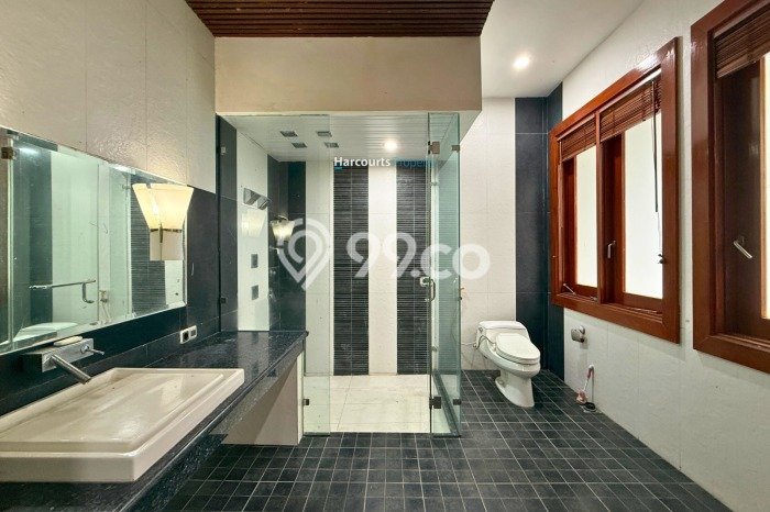 Hunian Minimalis Disewakan di Pondok Indah Jakarta Selatan 5 KT & 5 KM Hunian Minimalis Disewakan di Pondok Indah Jakarta Selatan 5 KT & 5 KM