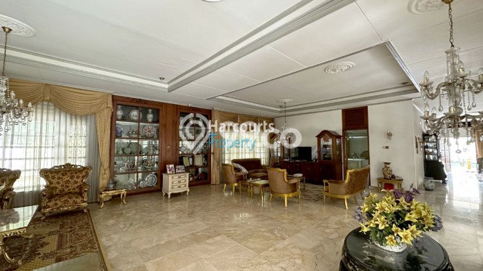 Rumah Elit LB 450m2 Siap Pakai Desain Elegan di Pondok Indah, Jakarta Selatan Rumah Elit LB 450m2 Siap Pakai Desain Elegan di Pondok Indah, Jakarta Selatan