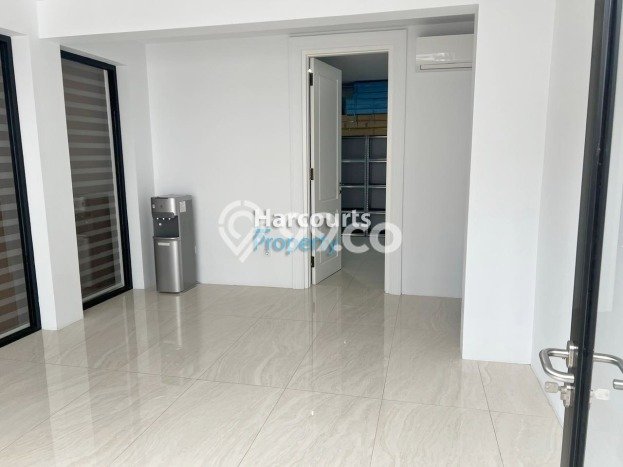 Dijual Rumah Elit Exclusive di Menteng, Jakarta Pusat Dijual Rumah Elit Exclusive di Menteng, Jakarta Pusat