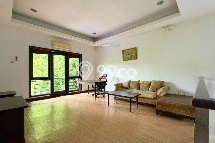 Hunian Elit LB 300m2 Siap Huni Desain Elegan di Kemang, Jakarta Selatan Hunian Elit LB 300m2 Siap Huni Desain Elegan di Kemang, Jakarta Selatan