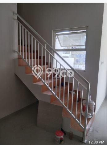 Rumah Modern Cantik 3 KT Siap Huni di Rungkut Rumah Modern Cantik 3 KT Siap Huni di Rungkut