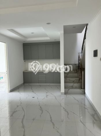 Hunian Elit LB 190m2 Siap Huni Desain Elegan di Pakuwon City, Surabaya Hunian Elit LB 190m2 Siap Huni Desain Elegan di Pakuwon City, Surabaya