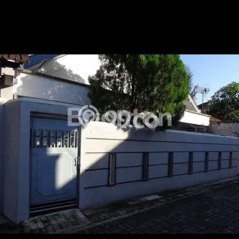 Rumah Modern Minimalis 4 KT Bisa Langsung Pindah di Sumbersari Rumah Modern Minimalis 4 KT Bisa Langsung Pindah di Sumbersari