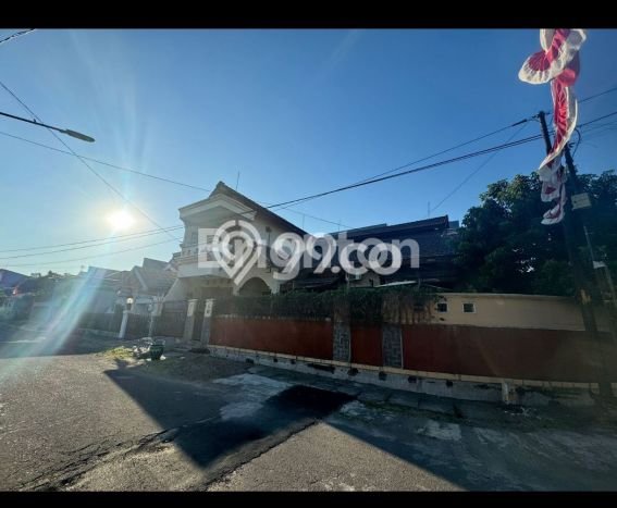 Rumah Eksklusif Dijual LT 250m2 di Rungkut, Surabaya Rumah Eksklusif Dijual LT 250m2 di Rungkut, Surabaya